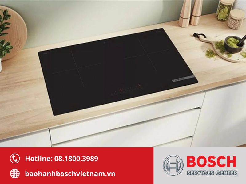 Bếp từ Bosch lắp âm tủ cần khoảng không bên dưới để thông gió