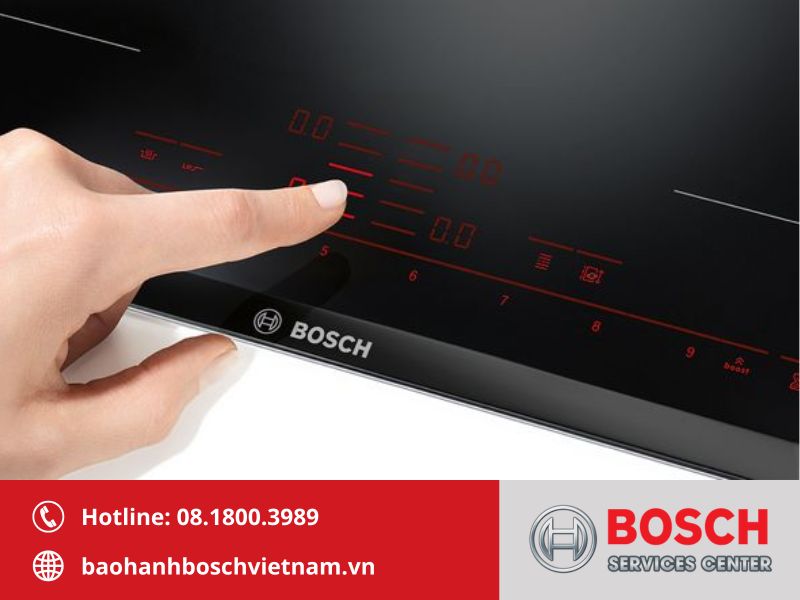 Ngắt hoàn toàn nguồn điện giúp bo mạch bếp từ Bosch reset khi gặp lỗi E0513